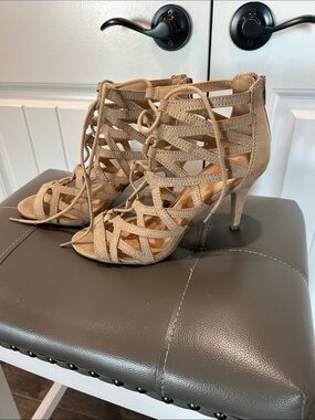 Christian Siriano Beige Lace-Up Caged High Heels